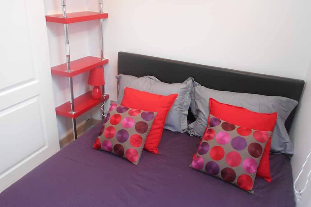 Appartement entier, Petits maisonnette studio coquet proche du centre ville de Lyon in Meyzieu, Lyon et ses environs