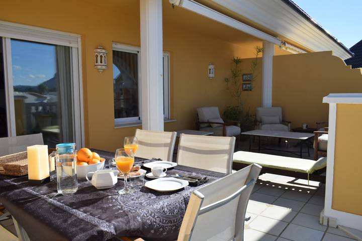 Gîte pour 10 personnes, avec terrasse et jardin à Dénia - 3