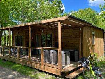 Maison de campagne pour 7 personnes, avec terrasse et piscine, animaux acceptés à Coulon