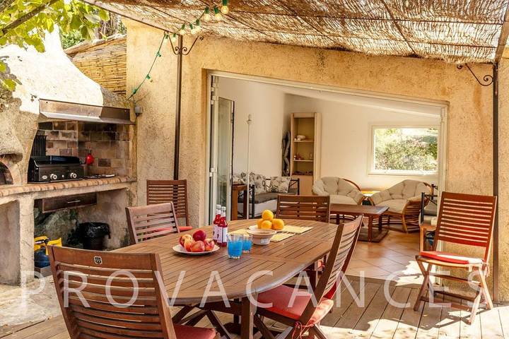 Location de vacances pour 6 personnes, avec jardin et piscine, animaux acceptés à Mougins - 4