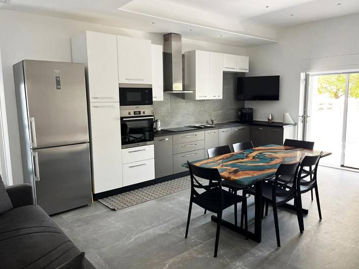 Casa vacanza per 7 persone, con Terrazza e Giardino a Marina di Pulsano