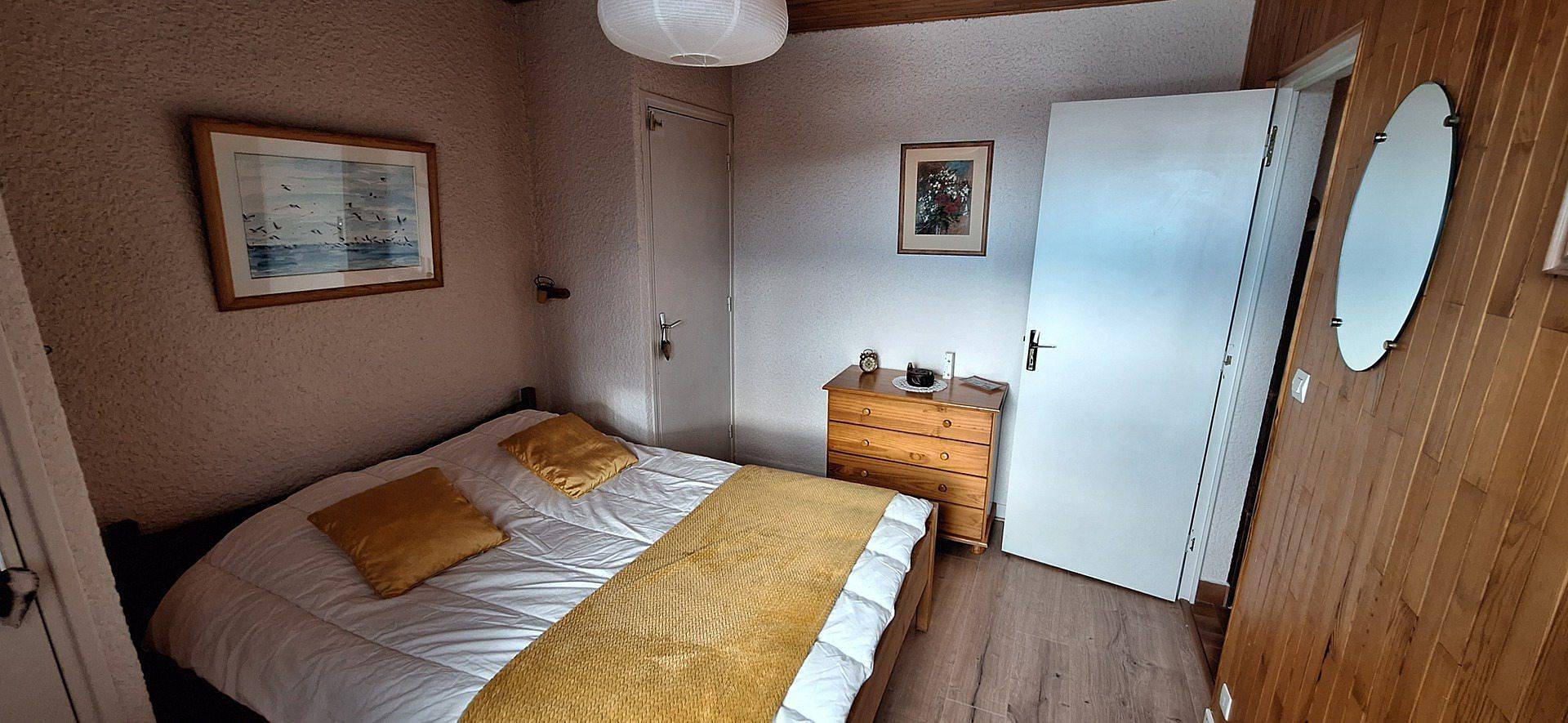 Entire apartment, Résidence le Cap 2000 - 3 room apartment 8 people (103) in Chamrousse, Écrins National Park