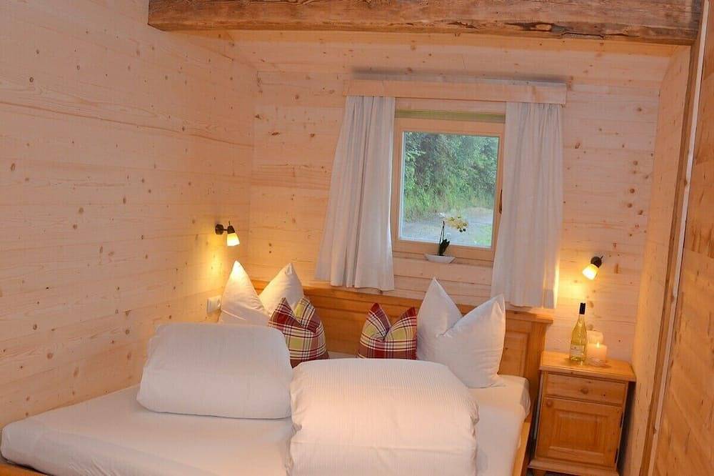 Waldhütte - Ski in/Ski out - by \"wachterhof\" in Tuxer Alpen, Kaltenbach