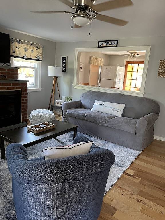 4 Bed/2 Bath -Private Beach: Old Colony in Old Lyme, Connecticut