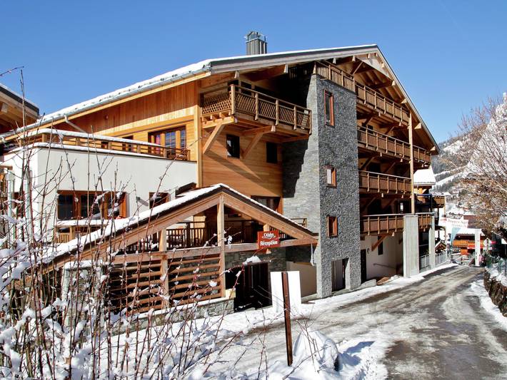 Gîte pour 4 personnes, avec Balcon/Terrasse et Jacuzzi dans Office De Tourisme De Chatel