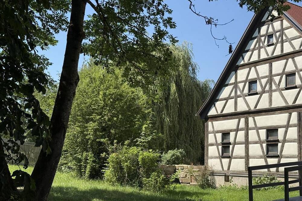 Hofidyll & Wohndesign – Yoga, Garten, Sauna, Pferde in Hohenlohe