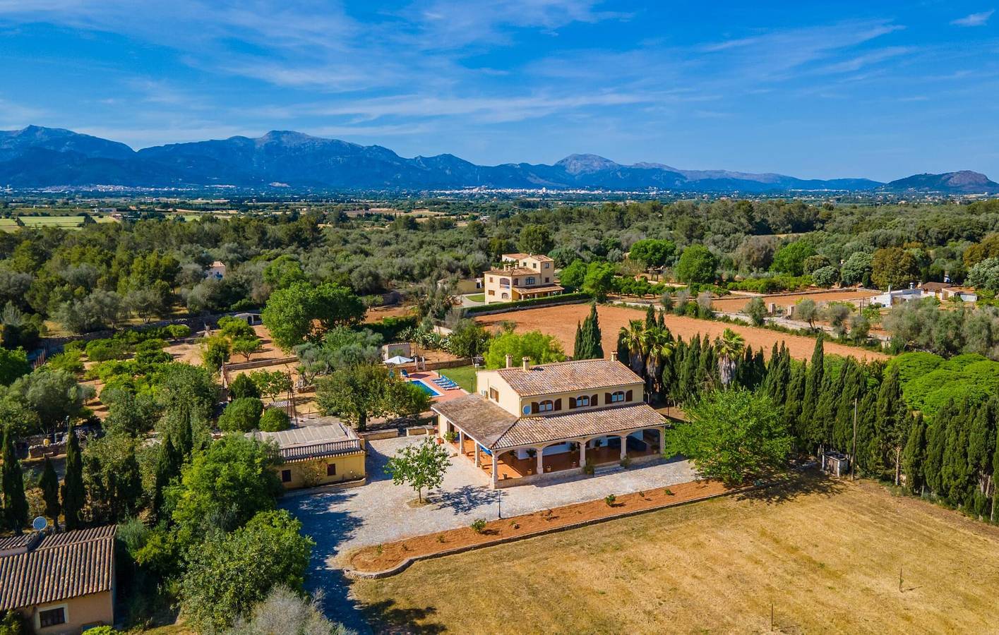 Sonnenuntergangsterrasse mit Pool & AC | 1km nach Sencelles in Sencelles, Mallorca Inselmitte