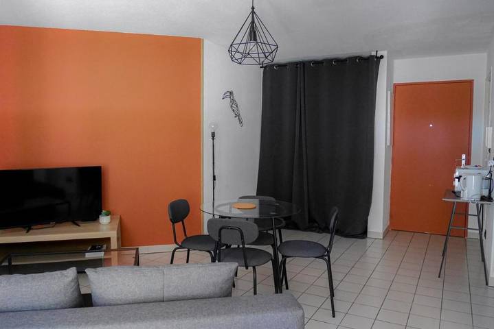 Gîte pour 4 personnes, avec Terrasse à Saint-Orens-de-Gameville