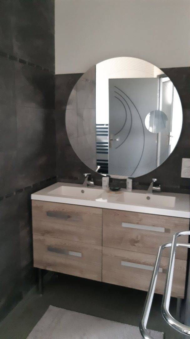 Location de vacances pour 2 personnes, avec jardin et jacuzzi à Saint-Michel-Chef-Chef - 3