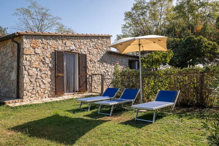 Casa rural "Sasso Bianco" con piscina compartida, terraza privada y Wi-Fi in Pitigliano, Provincia de Grosseto