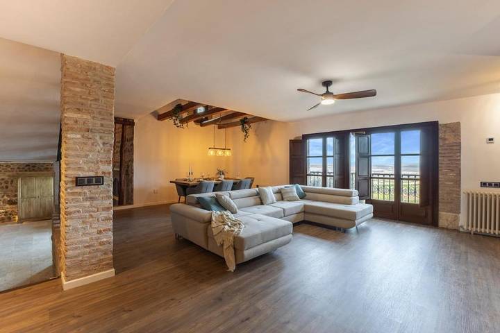 Casa rural para 11 personas, con vistas y jardín además de piscina y balcón en Provincia de Guadalajara - 4