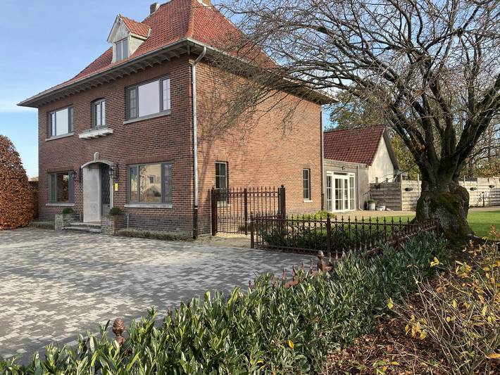 Ferienhaus für 20 Personen, mit Terrasse und Garten in Belgien