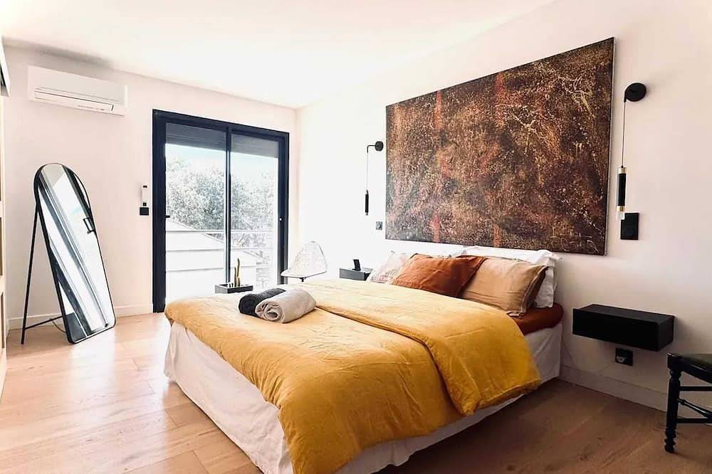 Homerez - Spacious Family House in Aubais 185 m² with Garden in Aubais, Nimes region