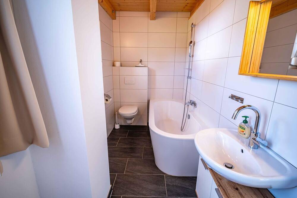 Villa mit Terrasse & Sauna nahe Dreiländereck in Karawanken und Bachergebirge, Marktgemeinde Arnoldstein