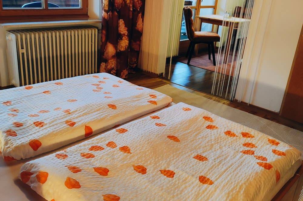 Ganze Wohnung, Gemütliches Apartment mit Balkon in Haibach (Bayerischer Wald), Ostbayern