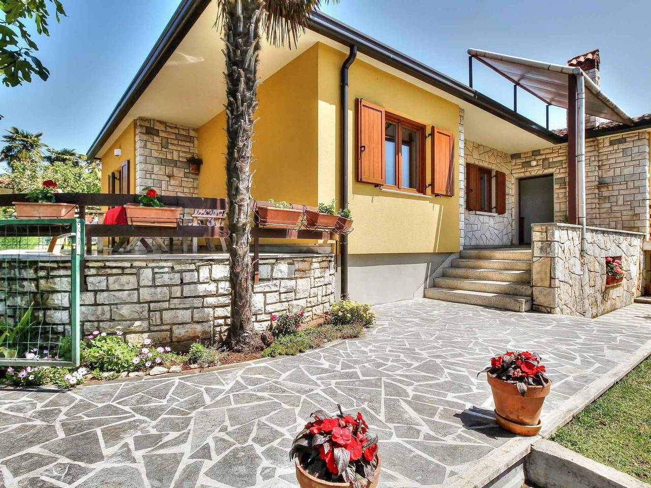 Appartement de vacances entier, Appartement de vacances avec balcon et barbecue in Umag, Région d'Umag