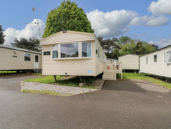 Glamping for 6 people, with garden in Blackpool