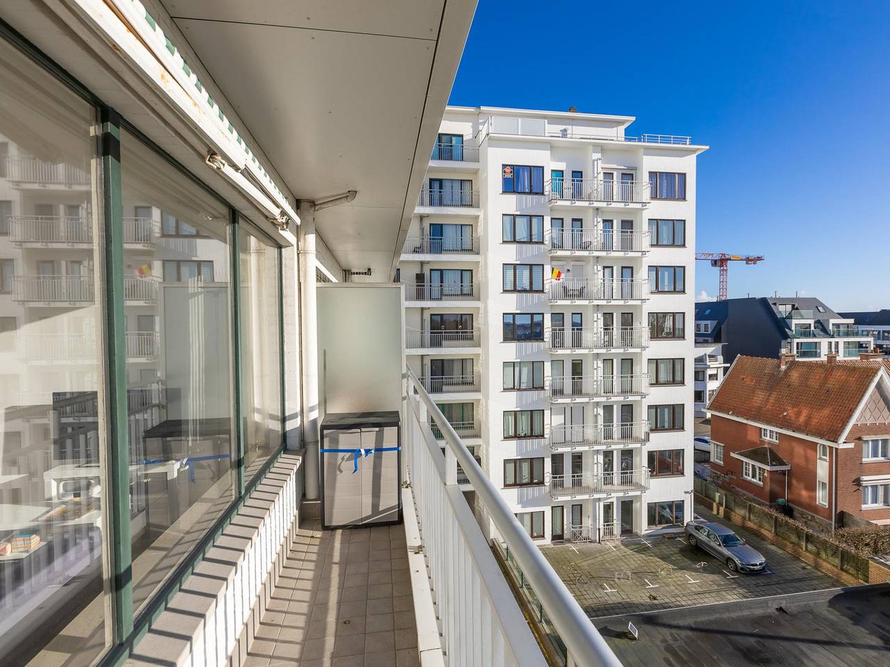 Studio moderne et rénové avec vue dégagée. in Middelkerke, Côte belge