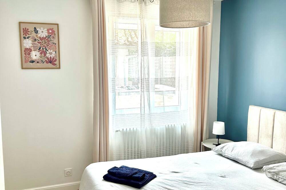 Family home - Sleeps 10 - Heated pool - Air conditioning in Eysines, Región de Burdeos