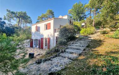 Gîte pour 10 personnes, avec terrasse et jardin, adapté aux familles dans Plage des Huttes