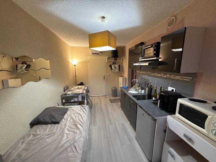 Gîte pour 5 personnes, avec vue et piscine à Selonnet - 2