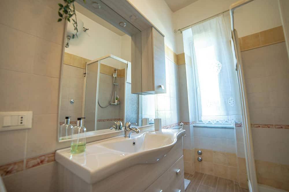 House in the countryside between spas and ancient villages in Viterbo, Viterbo Province