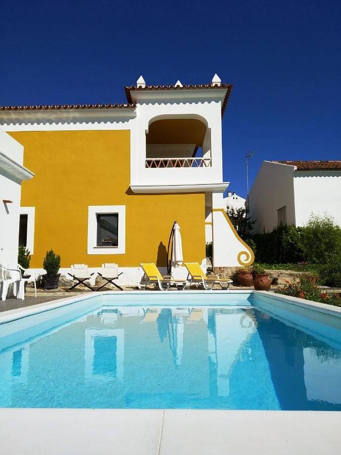 Maison de campagne pour 4 personnes, avec Balcon et Terrasse ainsi que Jardin et Piscine à Portalegre