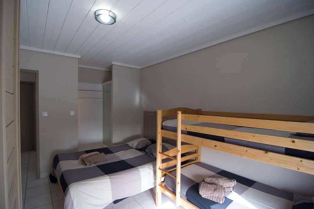 House With Sea View 12 Pers + Heated Pool in Vendays-Montalivet, Regionaler Naturpark Médoc