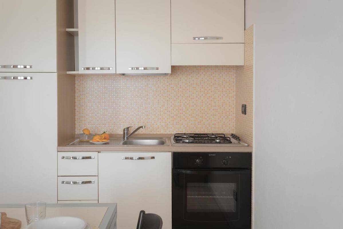 Appartamento intero, Elegante Residence Le Fontane Appartamento con 1 camera da letto per 2 persone in Crabonaxa/Villasimius, Villasimius