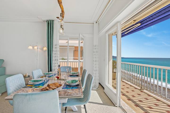 Appartement entier, Holiday On The Sea - Seafront Apt in Menton, Côte méditerranéenne (France)