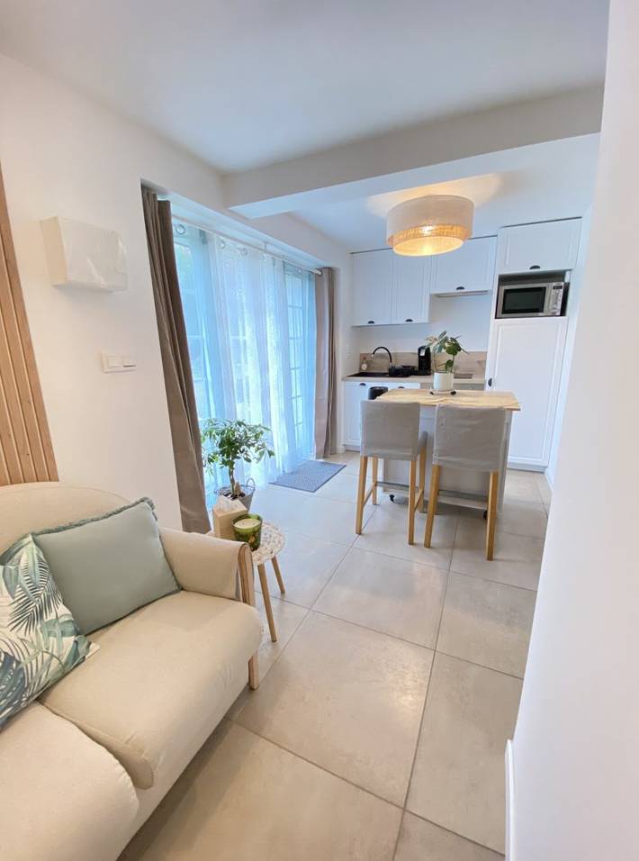 Gîte pour 2 personnes, avec terrasse et jacuzzi à Montviron - 3