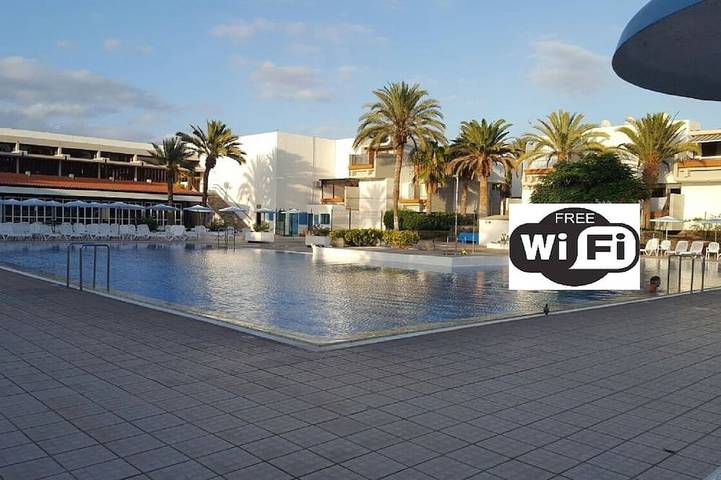 Ferienwohnung für 4 Personen, mit Terrasse und Pool - 1