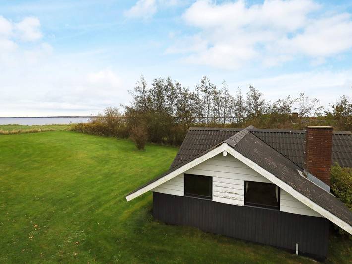 Ferienhaus für 6 Personen, mit Terrasse und Garten in Eskov Strandpark