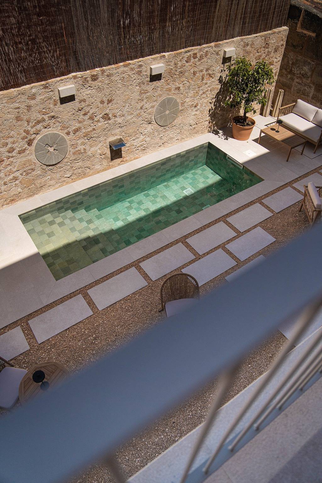 Room '102 - Doble Deluxe Con Balcón' with Mountain View, Wi-Fi and Air Conditioning in Capdepera, East Majorca