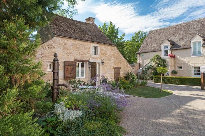 Hôtel pour 4 personnes, avec jardin et piscine à Montagny-lès-Beaune - 4