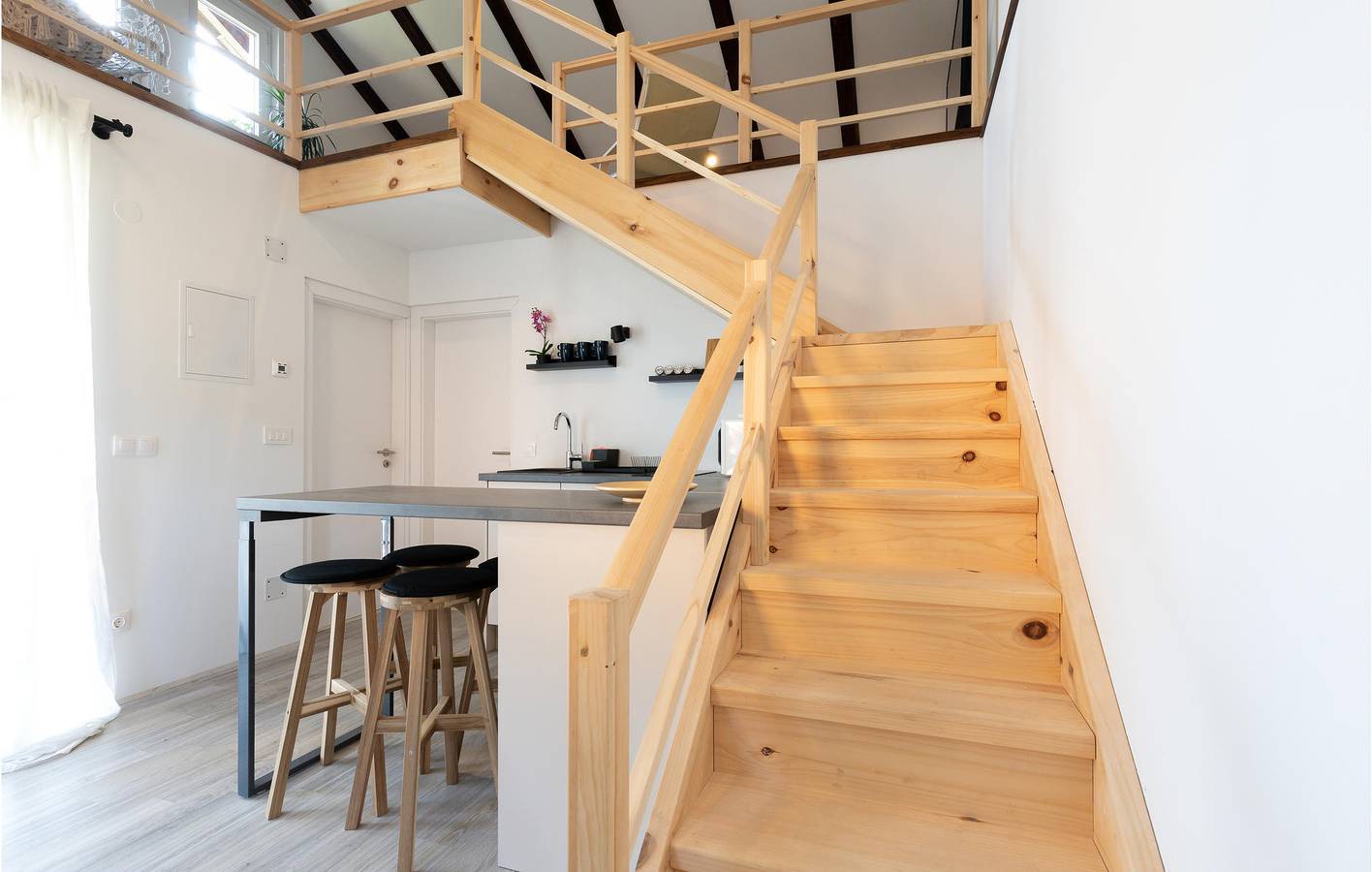 Gemütliche Ferienwohnung mit Pool und WLAN, 1,5 km vom Stadtzentrum von Slunj entfernt in Slunj, Karlovac und Umgebung