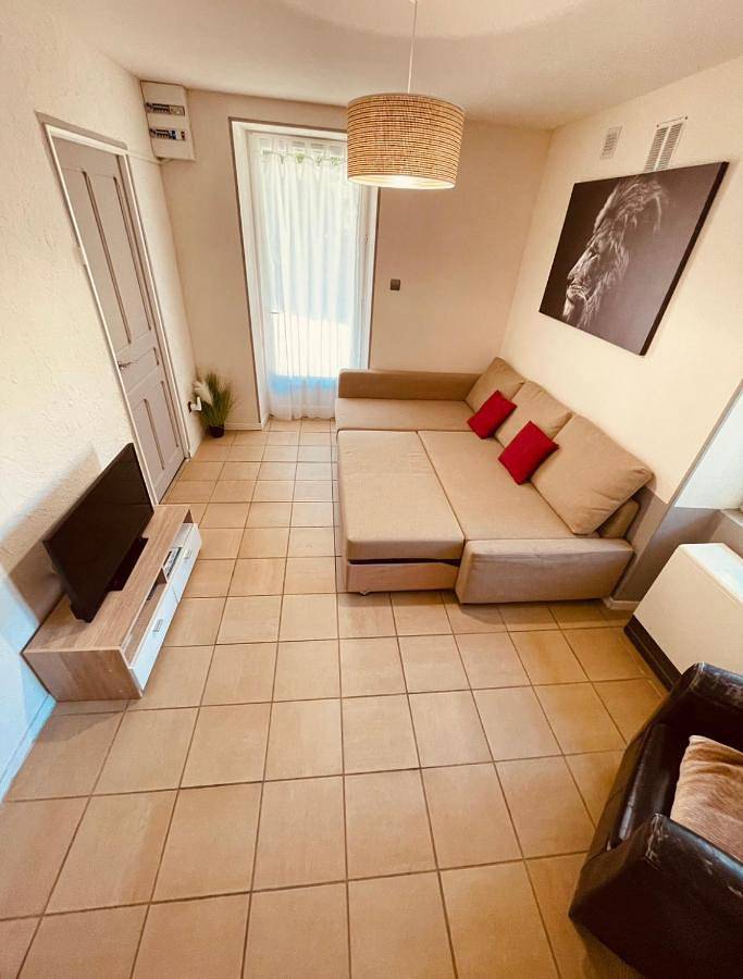 Vakantiewoning voor 8 personen, with Terras and Tuin as well as Uitzicht in Gap