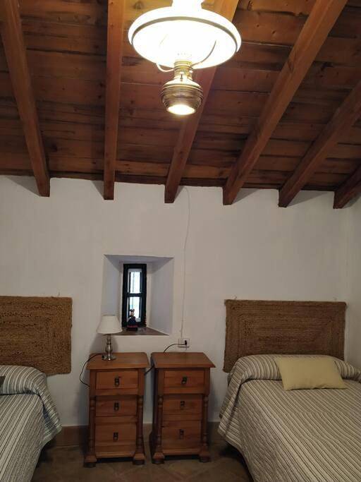 Gîte pour 8 personnes, avec Balcon et Terrasse ainsi que Jardin et Piscine à Montellano - 2