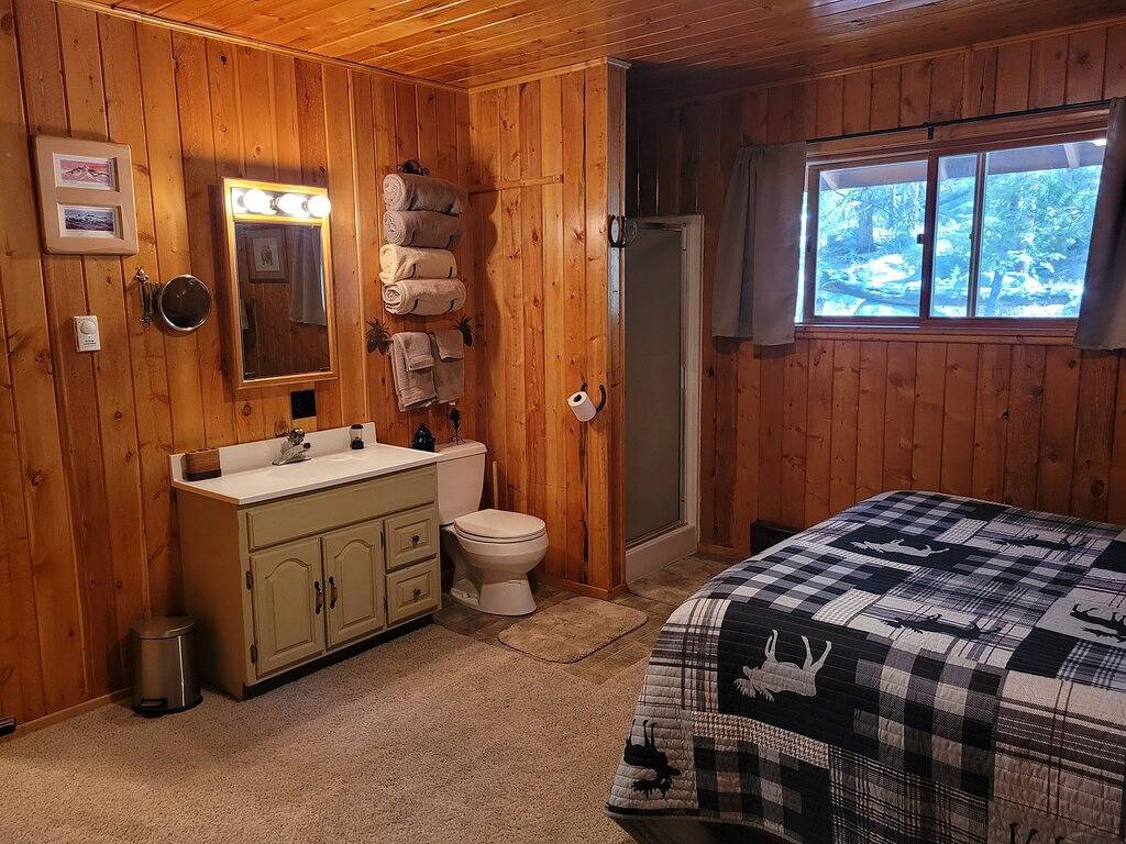 Yellowstone Base Camp- Cabin located on the Chief Joseph Highway in Cody (WY), Absaroka Range