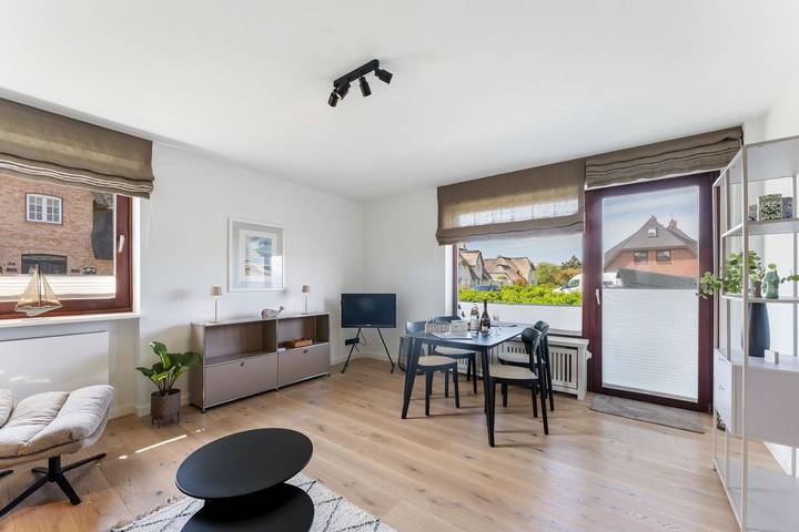 Ganze Wohnung, 2-Zimmer-Ferienwohnung in Strandnähe für bis zu 2 Personen mit Terrasse. in Nordfriesische Inseln (Schleswig-Holstein) (Schleswig-Holstein), Wenningstedt