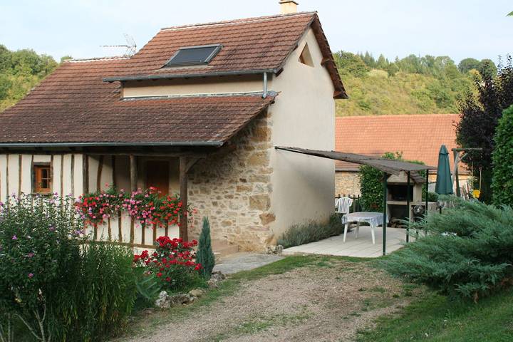 Gîte pour 4 personnes, avec jardin et terrasse à Capdenac-Gare