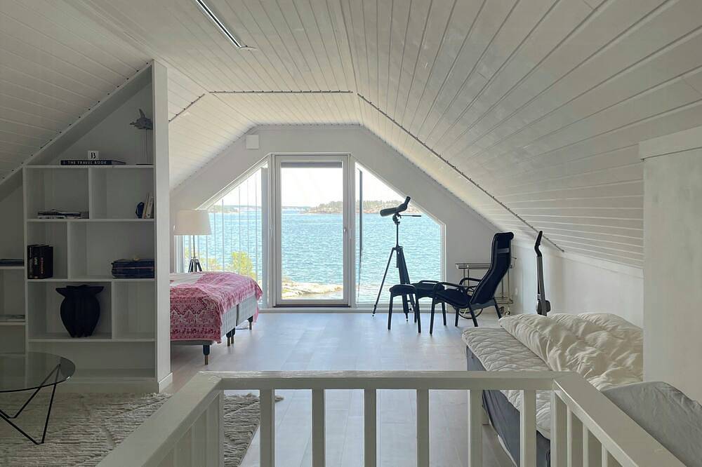 Haus mit Sauna und Steg am Fjord in der Nähe von Trosa in Trosa, Schwedische Ostsee