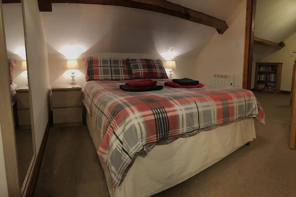 Barn conversion on small working farm in Thornton, East Riding of Yorkshire