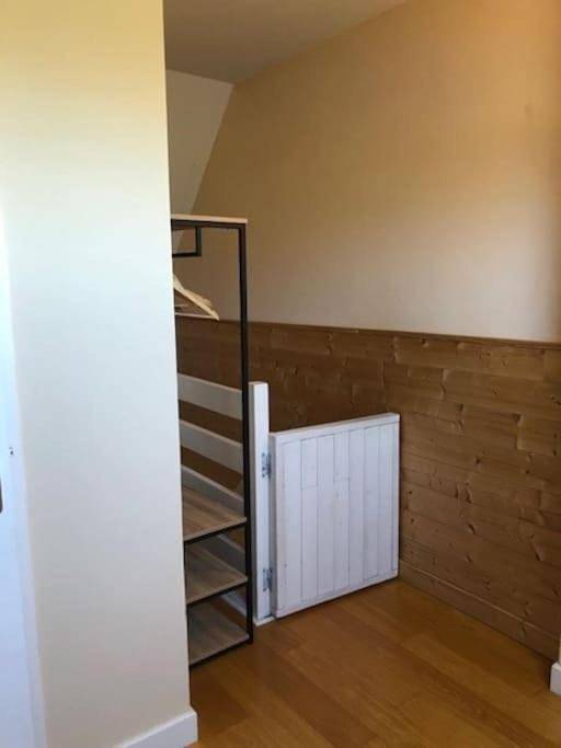 Gîte pour 6 personnes, avec jardin et vue ainsi que terrasse et piscine, adapté aux familles dans Val Louron - 4