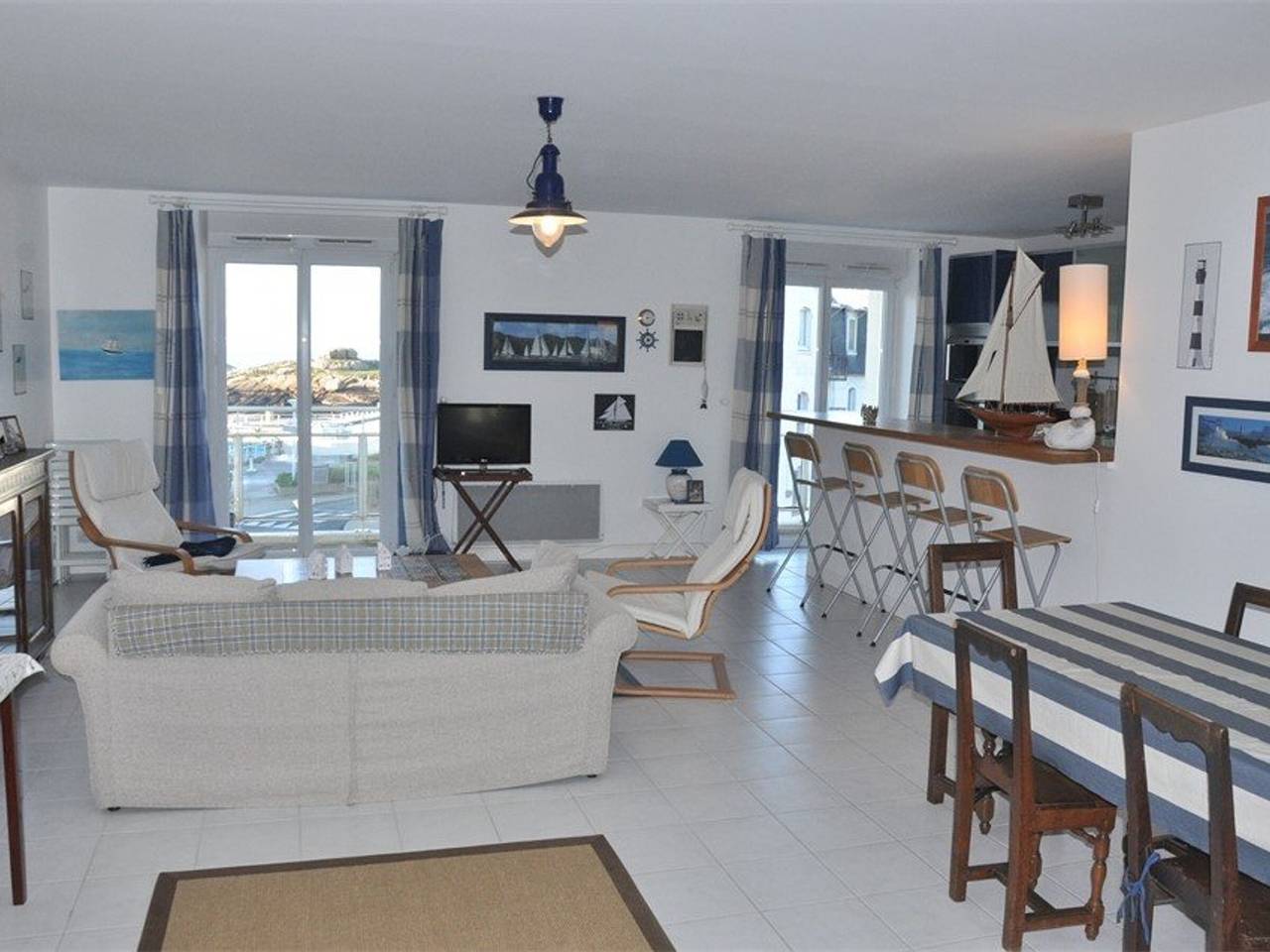 Appartement entier, Appartement 2 chambres vue mer à Trégastel avec parking in Coz-Pors, Trégastel