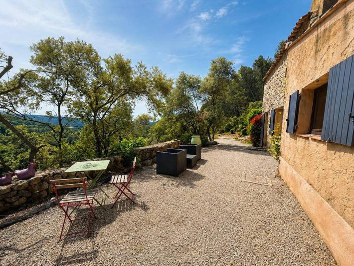 Location de vacances pour 4 personnes, avec vue et jardin à Le Tholonet - 2