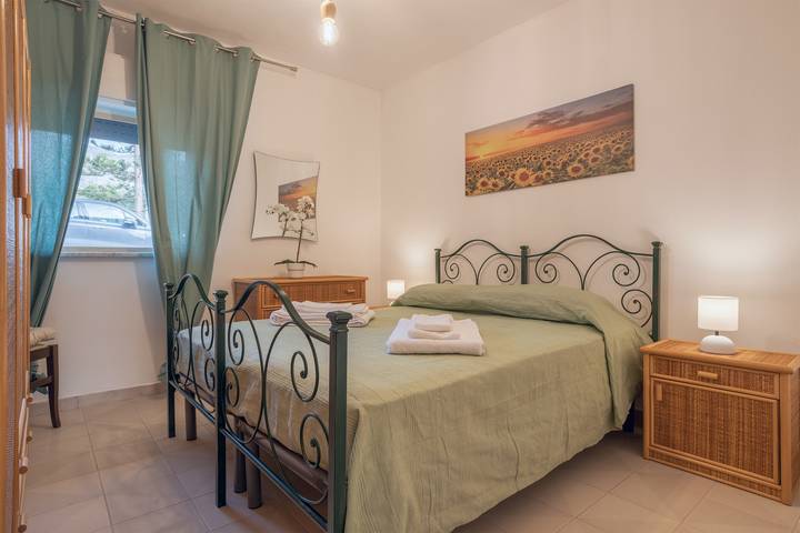 Casa vacanze 'Casa Vista Mare tra gli Ulivi' con piscina, Wi-Fi e aria condizionata in Terrasini, Provincia di Palermo