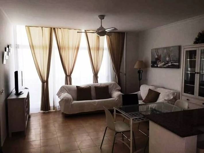 Apartamento de vacaciones para 4 personas, con balcón - 1