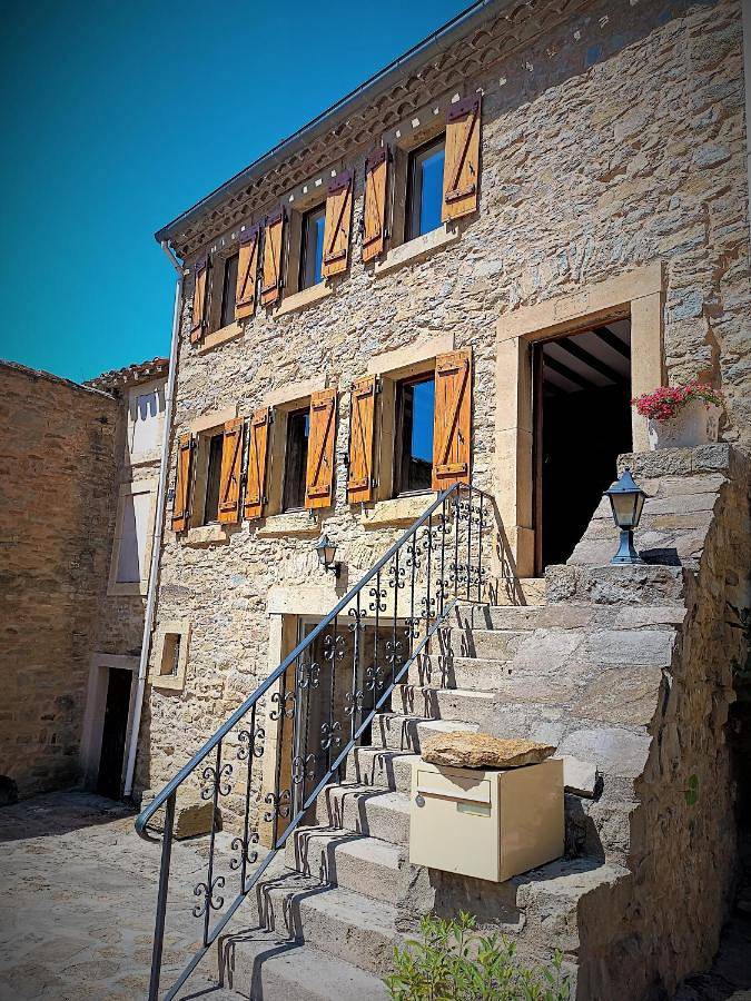 Maison de vacances pour 6 personnes, avec vue ainsi que terrasse et piscine