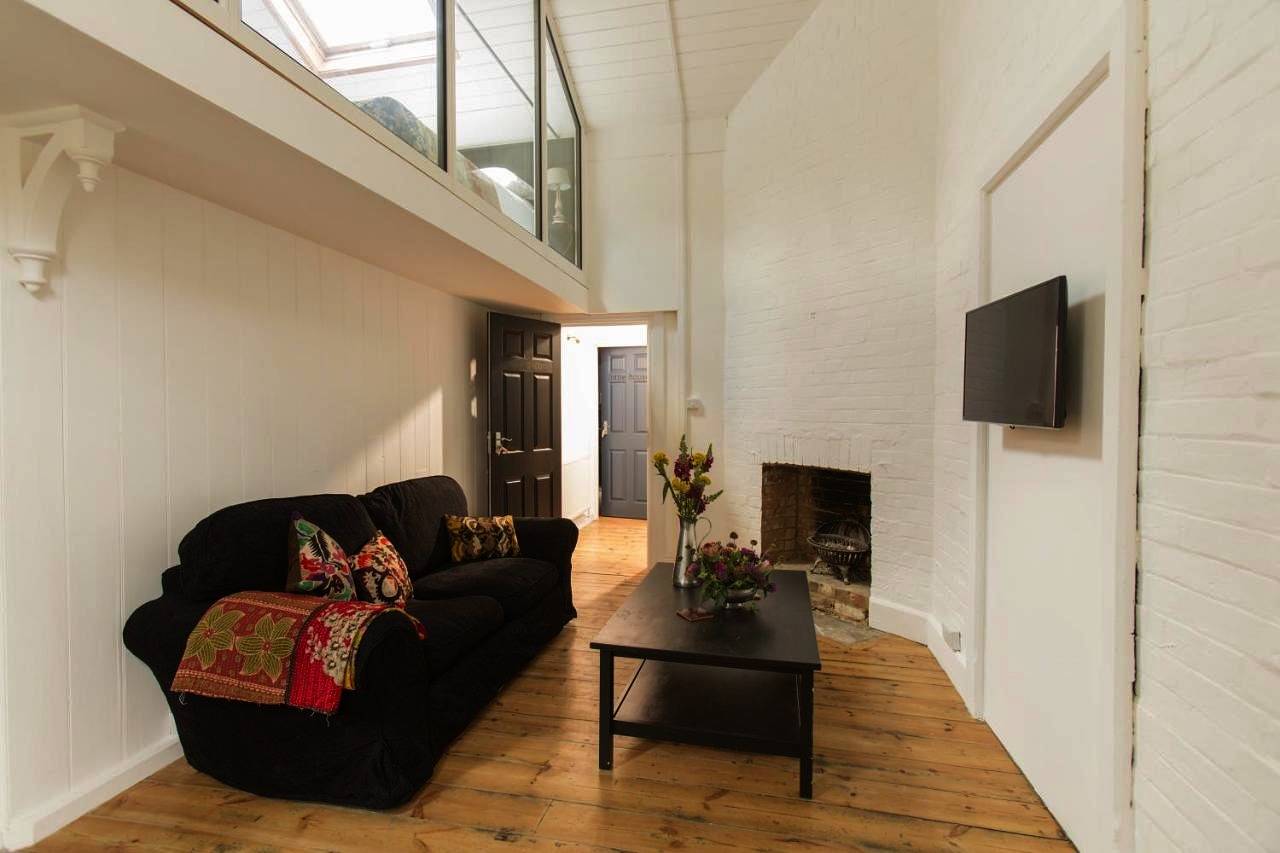 Entire apartment, One Bedroom Suite in Winchester, South Downs